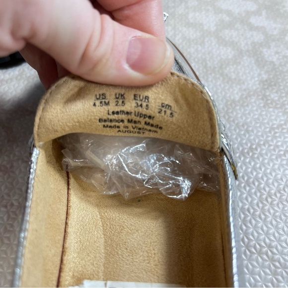 Naturalizer Metallic Silver Tassel August Loafers Preppy Slip-on Women’s Shoe - Picture 5 of 12